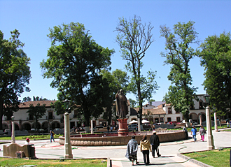 place Vasco de Quiroga &agrave; P&aacute;tzcuaro (&eacute;tat du Michoac&aacute;n, Mexique)