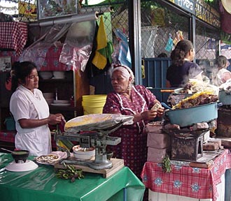 march&eacute; "20 de Noviembre" &agrave; Oaxaca (Mexique) 